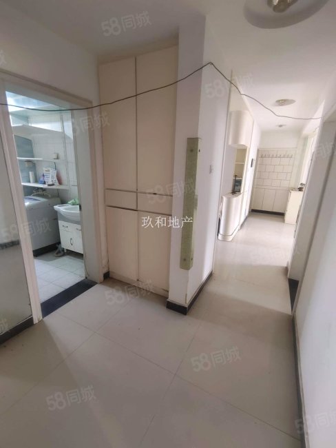 雅馨花園精裝好房購物方便商品住宅南北通透交通便捷