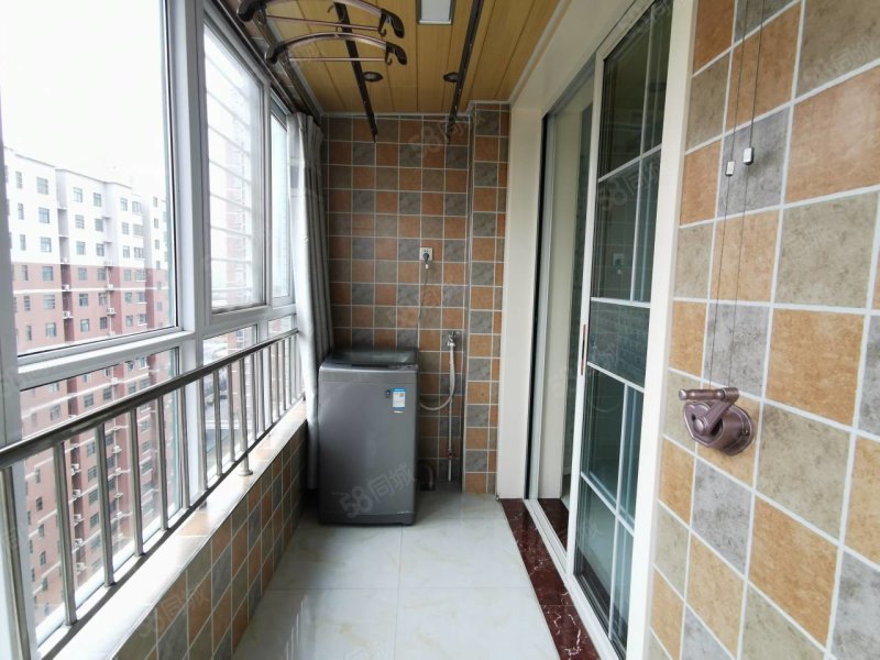 北塘附近泰安民生景园中层两室双阳台设计有证可按揭